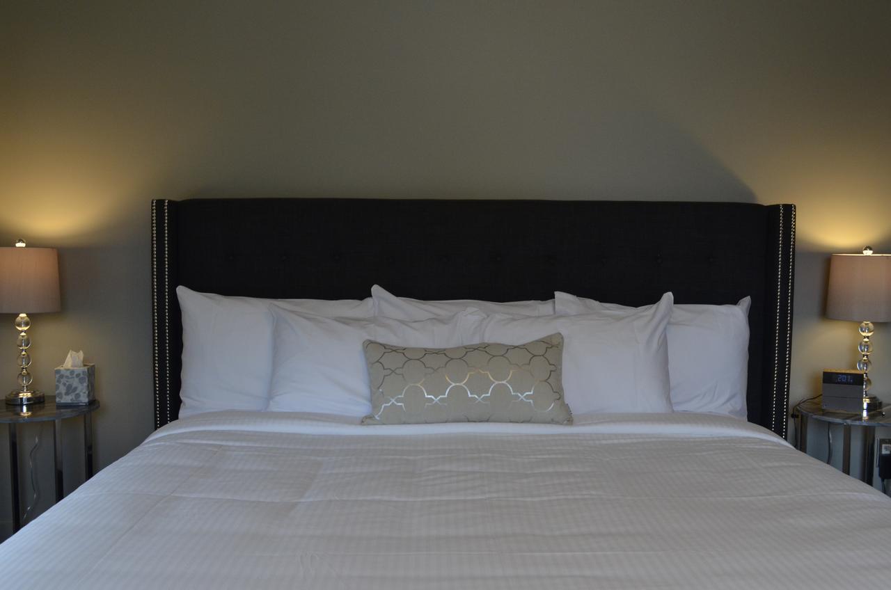 British Hotel And Public House ガティノー 部屋 写真